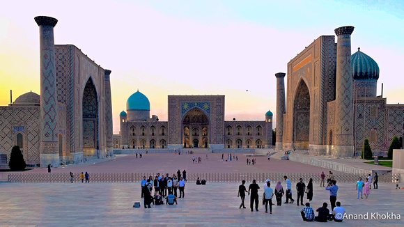 Registan Square Sher-Dor Madrasah , Samarkand, Uzbekistan